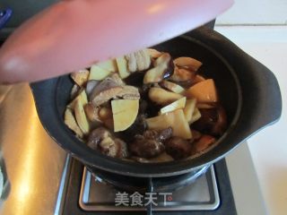 Pork Belly with Mushrooms and Bamboo Shoots recipe