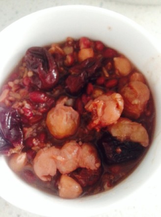 Red Dates, Longan, Red Beans, Red Rice and Peanut Porridge