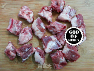 Home-cooked Flavors that You Never Get Tired of = Excellent and Delicious Dry-pot Garlic Pork Ribs in The Cold Winter recipe
