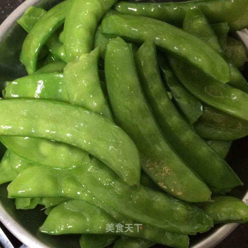 Stir-fried Snow Peas recipe