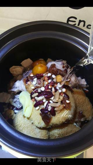 Stewed Chicken with Hericium Mushroom recipe