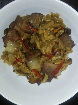 Stir-fried Bacon with Dried Radish recipe