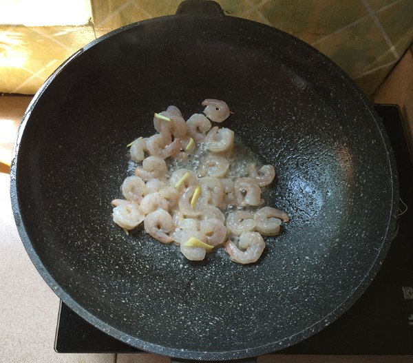 Fried Shrimp with Cucumber recipe