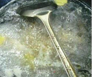 Chicken Feet with Black Fungus and Peanuts recipe