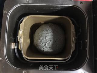 Milky Black Sesame Bun recipe