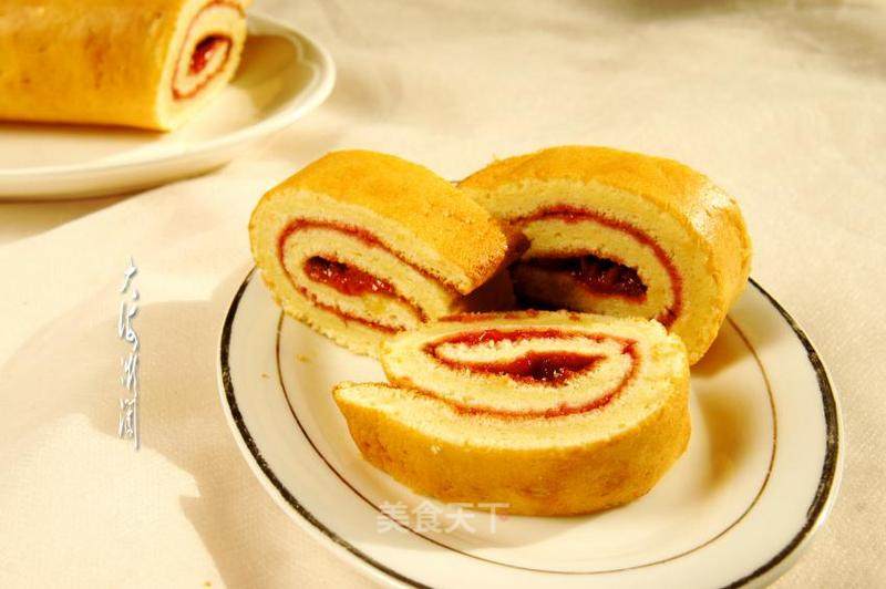 Cherry Cake Roll recipe