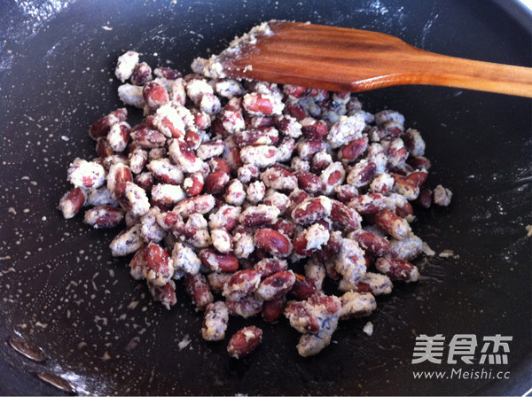 Hanging Frosted Peanuts recipe