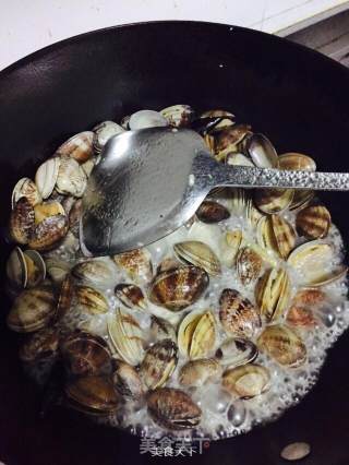 Stir-fried Clams recipe