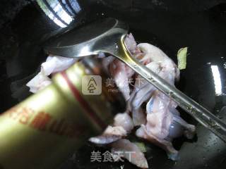 Boiled Bullfrog with Bamboo Shoots and Dried Vegetables recipe