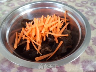 Three Silk Mixed Jellyfish Skin recipe