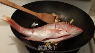 Olive Boiled Fire Fish recipe