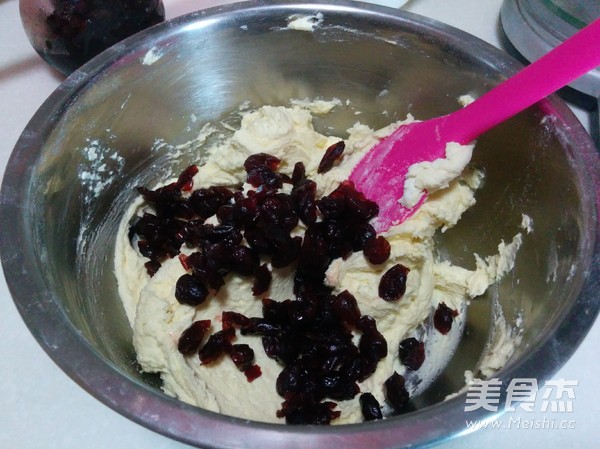 Creamy Cranberry Cookies recipe