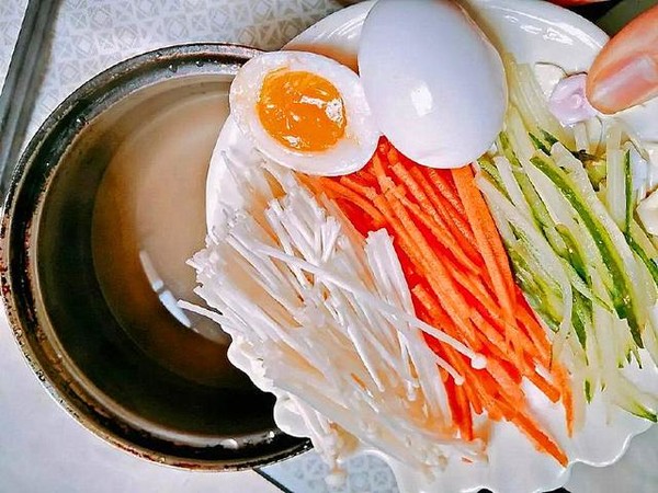 Summer Favorite-cold North Korean Noodles recipe