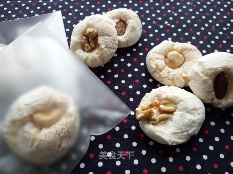Marshmallow Nut Shortbread recipe
