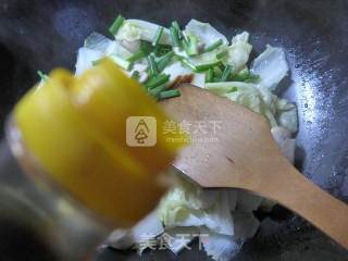 Stir-fried Cabbage with Mushrooms recipe