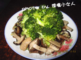 Broccoli with Chicken Sauce recipe