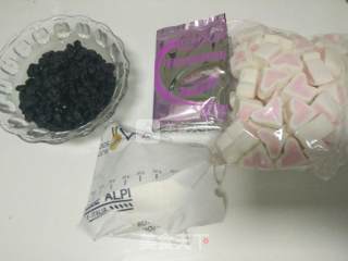 Blackcurrant Version Nougat recipe