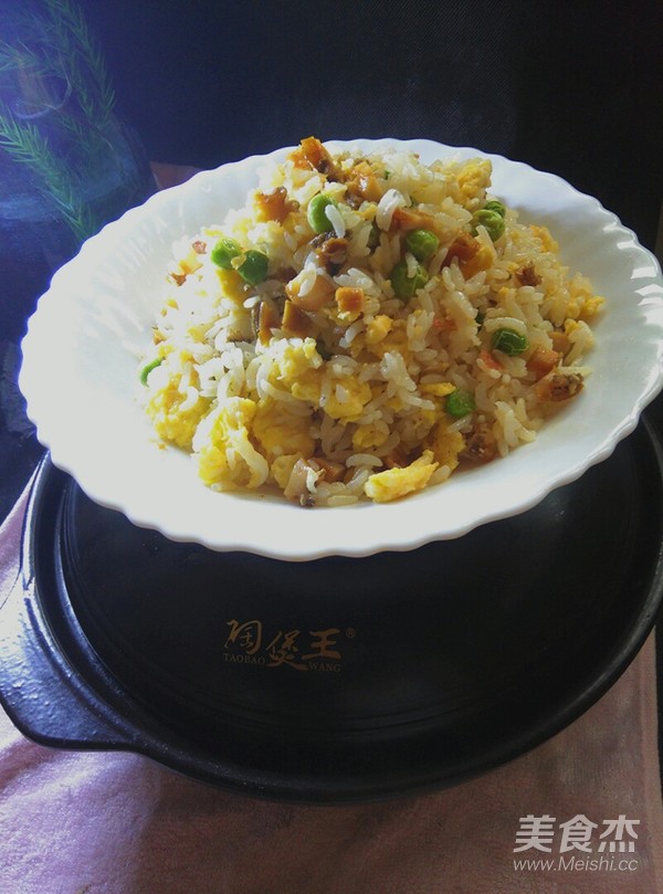 Abalone and Egg Fried Rice recipe