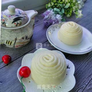 #aca烤明星大赛#milk-flavored Big Flower Roll recipe