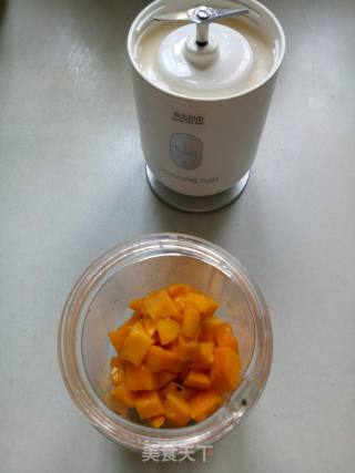 Summer Refreshing Drink ~ Mango Sago recipe