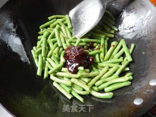 Braised Beans in Sauce recipe