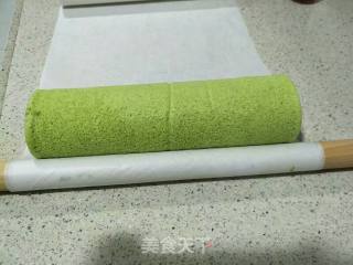 Spinach Cake Roll recipe