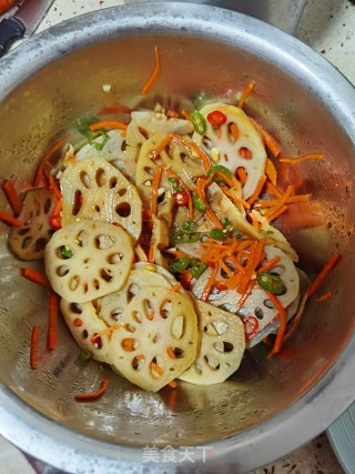 Hot and Sour Lotus Root Slices recipe