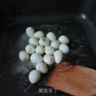 Stir-fried Mushroom Eggs recipe