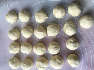 #aca烤明星大赛# Mushroom Bean Paste Bun recipe