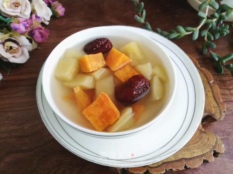 Apple, Red Date and Sweet Potato Soup recipe