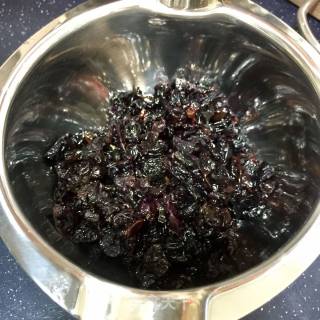 Blackcurrant Cheese Bread recipe