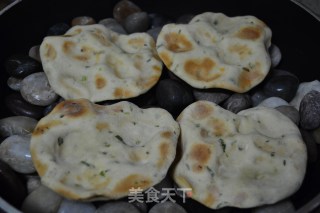 Scallion Pebble Bun recipe