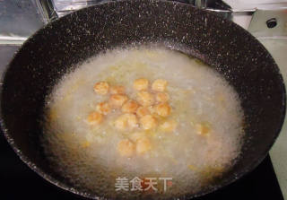 Asparagus Soup with Preserved Egg and Jiang Scallop recipe