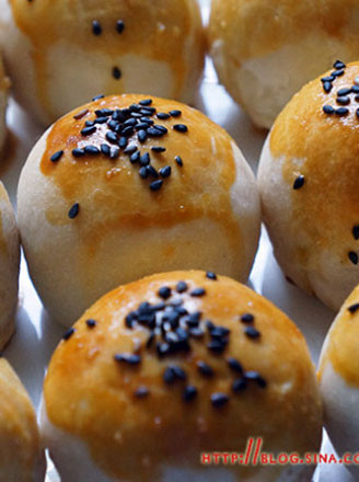 Bean Paste Egg Yolk Crisp recipe