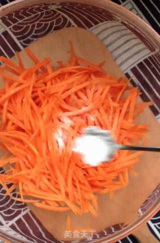 Steamed Carrot Meatballs recipe