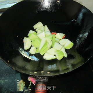 Dry Stir-fried Loofah Diced recipe