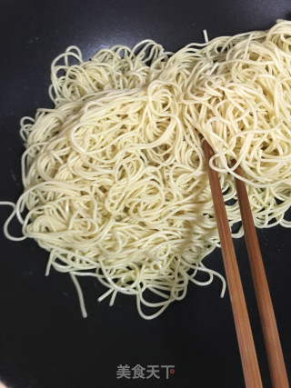 Black Pepper Beef Fried Noodles recipe