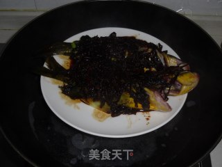 Steamed Porcupine Fish with Plum Cabbage recipe