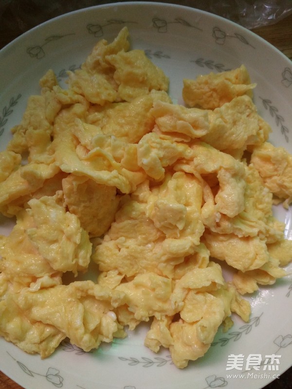 Scrambled Eggs with Dried Radish recipe