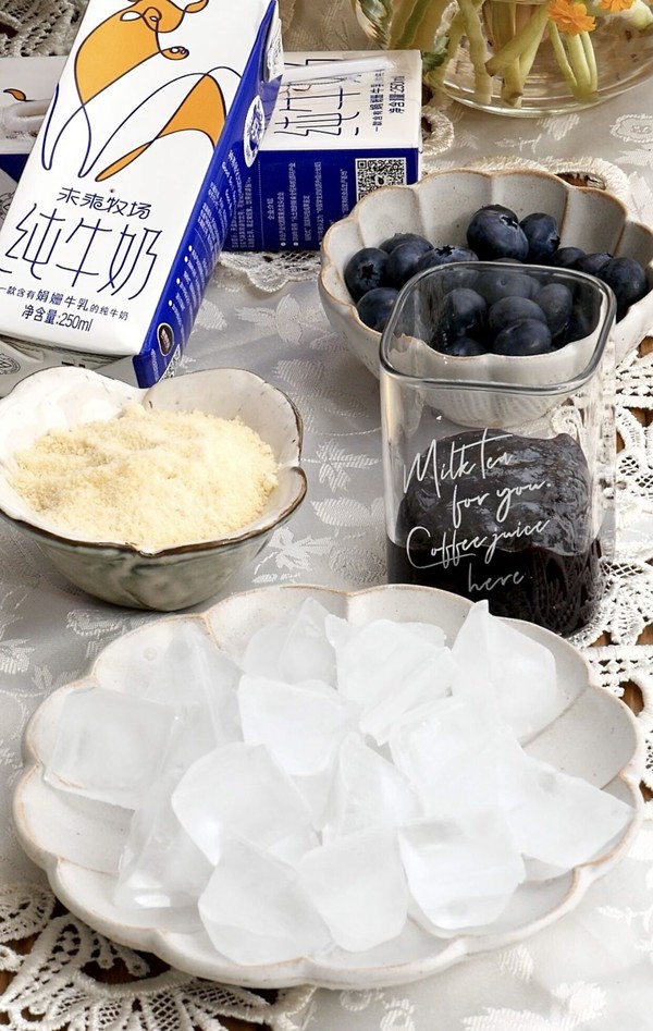 Blueberry Milk Smoothie recipe