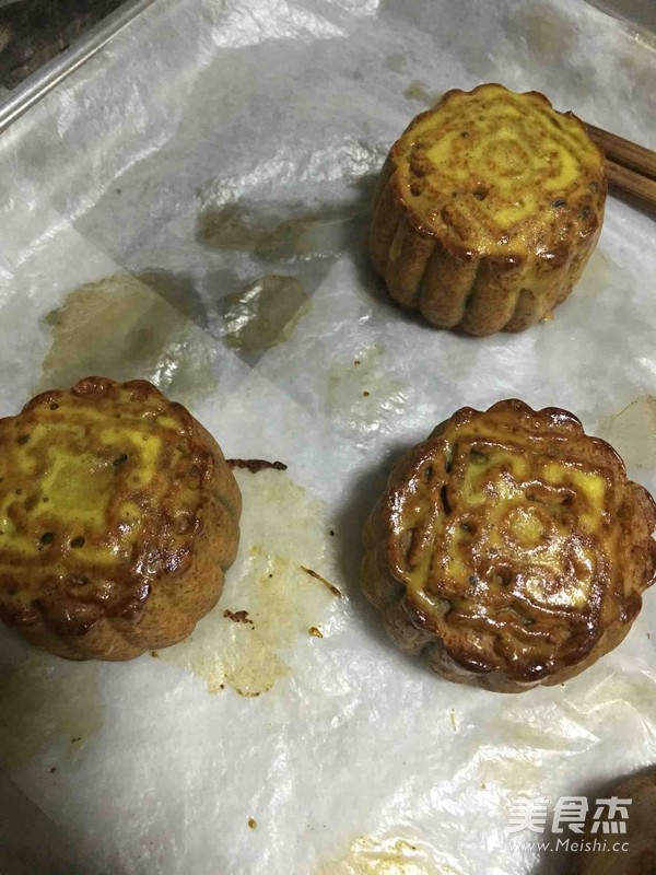 Purple Sweet Potato Mooncake recipe