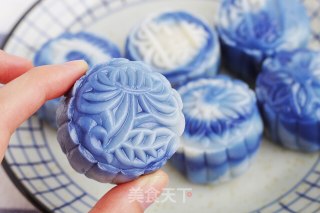 Blue and White Porcelain Snowy Mooncake recipe