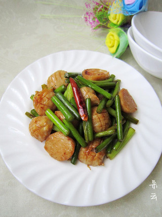 Meatballs Fried with Garlic Moss recipe