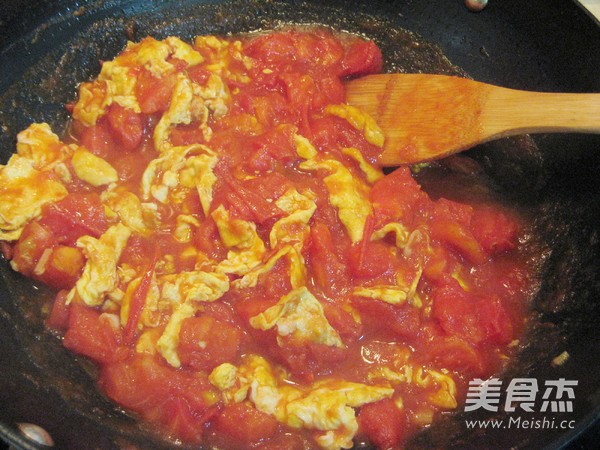 Tomato and Egg Noodles recipe