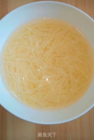 Sweet and Sour Potato Shreds with Cold Dressing recipe