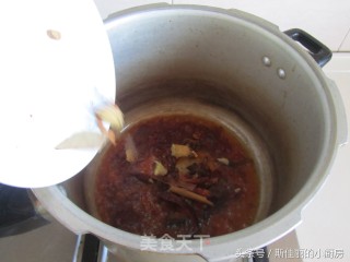 Beef Tendon Stewed with White Radish recipe