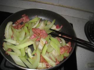 Stir-fried Celery with Bacon recipe