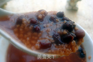 Nutritional Congee-[ginseng Fruit Red Bean Millet Congee] recipe