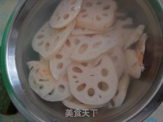 Hot and Sour Lotus Root Slices recipe