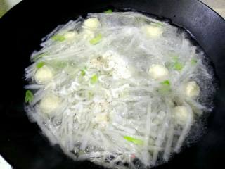 Chicken Ball Soup with Shredded Radish and Vermicelli recipe